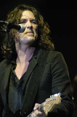 Saul Hernandez, vocalista de Jaguares que se presenta en concierto en el Teatro Metropolitan