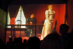 Mariana Gaja es Nora en Casa de Munecas de Henrik Ibsen