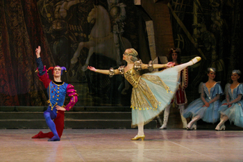 Ballet Nacional de Rusia presenta el Lago de los Cisnes en el Teatro MetropÃ³litan