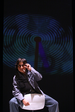 Adictos anÃ³nimos dirigida por Karla CantÃº se presenta en el Teatro La Capilla