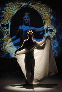 Teatro Mladinsko invitado del XXXV Festival Internacional Cervantino presentÃ³ Blanca Nieves y los siete enanos