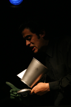 UbÃº reciclado con la agrupaciÃ³n teatral Mano y contramano se presenta en el Foro de las Artes del CENART