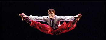 Gennadi Savaliev se presenta en la Gala de Ballet Estrellas de hoy y de maÃ±ana juntos en el Palacio de Bellas Artes