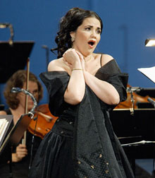 Eglise GutiÃ©rrez interpreta Lucia De Lammermoor, obra que presenta la CompaÃ±Ã­a Nacional de Opera en Bellas Artes
