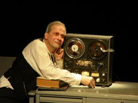 Teatro en el HelÃ©nico 2007: La ultima cinta de Krapp de Samuel Beckett