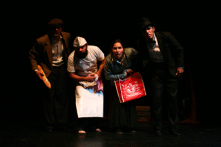 TeatroSinParedes presenta Un rico, tres pobres en el Teatro La Capilla TeatroSinParedes presenta Un rico, tres pobres en el Teatro La Capilla