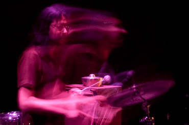 Roxana Valdez presenta la coreografÃa Resonancia, con el arte sonoro creación de Alejandro Varela, en la 5ta. Muestra de las Artes Escénicas de la Ciudad de México, noviebre 2010.  Roxana Valdez presenta la coreografÃa Resonancia, con el arte sonoro creación de Alejandro Varela, en la 5ta. Muestra de las Artes Escénicas de la Ciudad de México, noviebre 2010.