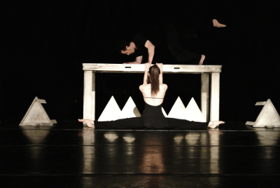 Utopia Danza Teatro presenta La ultima cancion del dia, obra de Marco Antonio Silva, en el Palacio de Bellas Artes, julio 2013