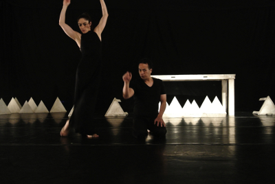 Utopia Danza Teatro presenta La ultima cancion del dia, obra de Marco Antonio Silva, en el Palacio de Bellas Artes, julio 2013